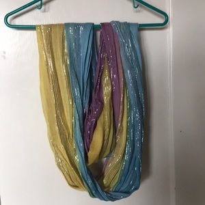 Infinity scarf